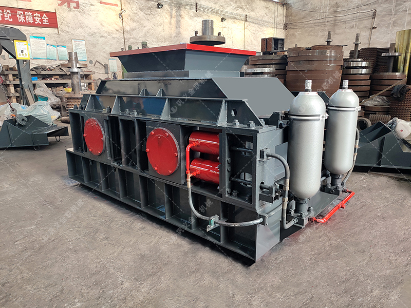 2PGY1000x700全自動液壓對輥制砂機發貨圖片 