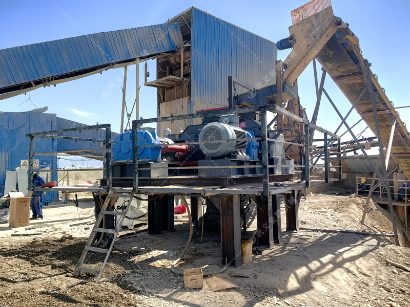 液壓對輥破碎機：破解 “堵塞、磨損、成品差” 三大難題