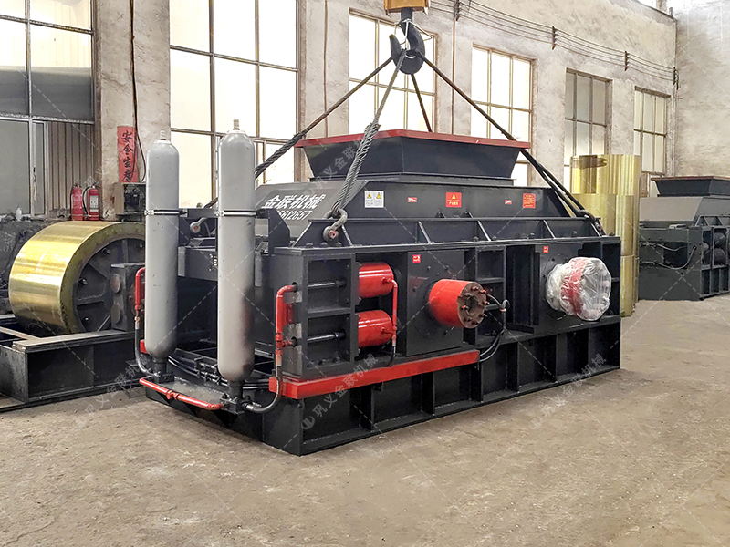 液壓對輥制砂機憑什么宣稱 “高產又穩(wěn)定”?其耐磨技術的雙重突破是關鍵 液壓對輥制砂機憑什么宣稱 “高產又穩(wěn)定”?其耐磨技術的雙重突破是關鍵